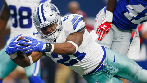 Ezekiel Elliott scores a touchdown during his rookie season with the Dallas Cowboys in 2016.